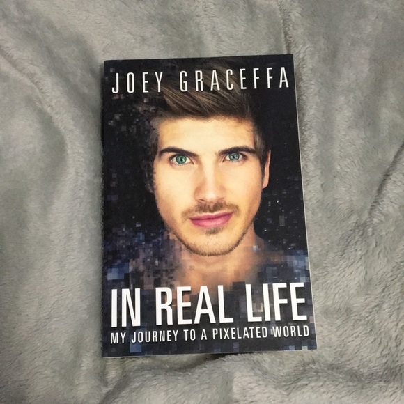 signed, in real life by joey graceffa - Picture 1 of 3